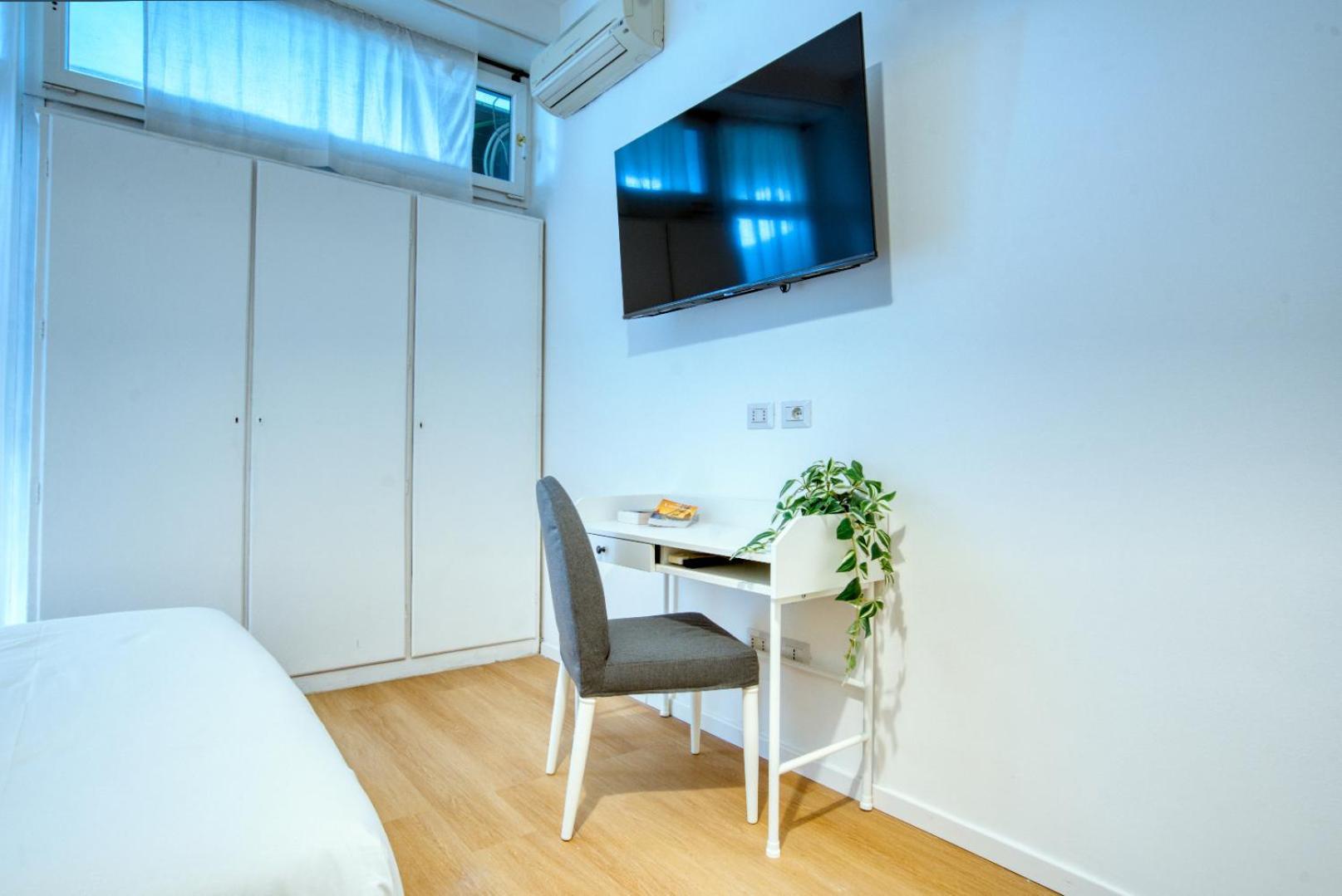 Italianflat - Elegant Suites With Balcony In Navigli Milán Exterior foto